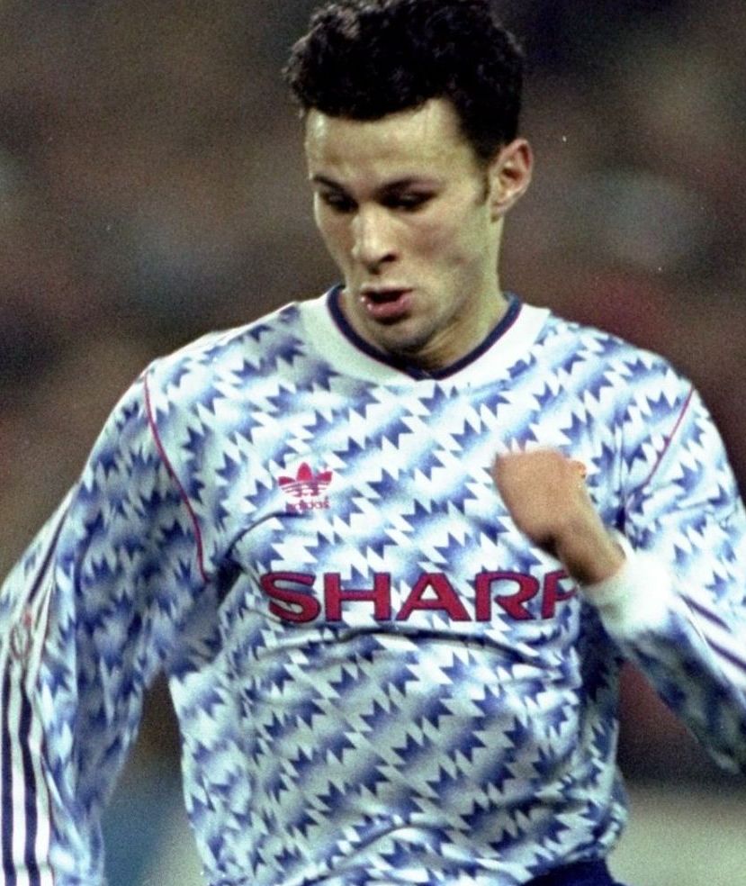 giggs2.jpg